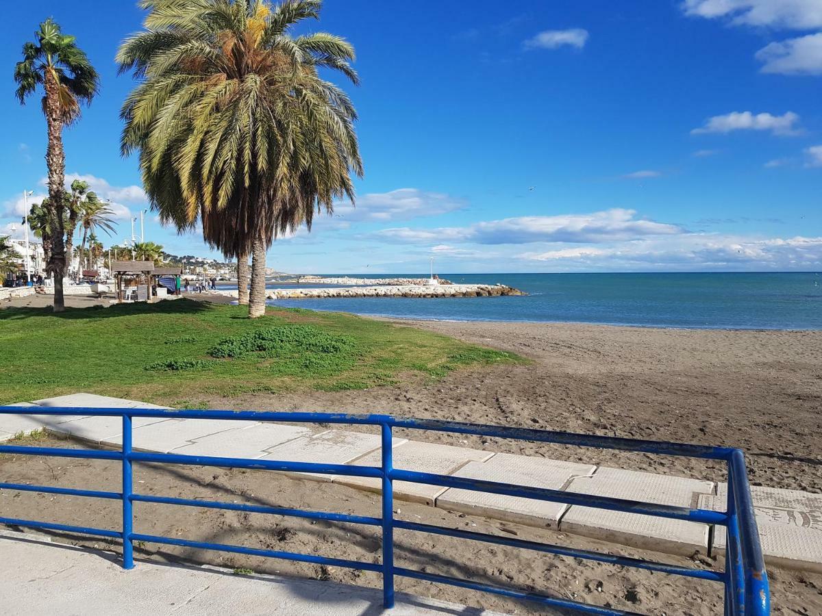 Apartamentos Chuita Playa Málaga Buitenkant foto